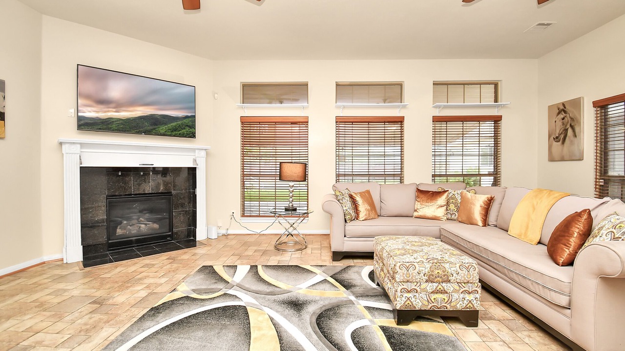 Photo of Livingroom in Manvel