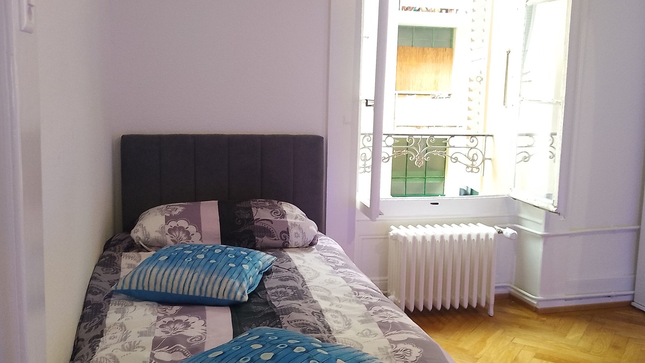 Photo of Bedroom in Paquis-Temple