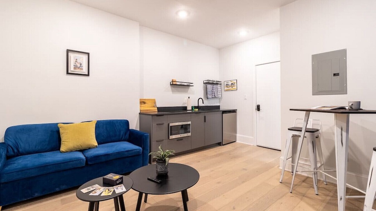 Photo of Livingroom in Gayborhood