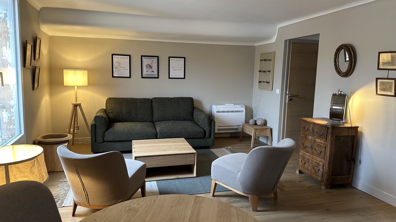 Photo of Livingroom in Mazarin Quarter