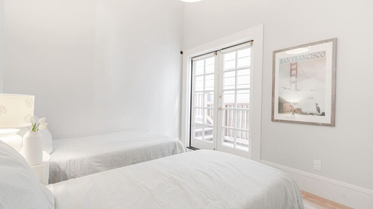 Photo of Bedroom in Hayes Valley