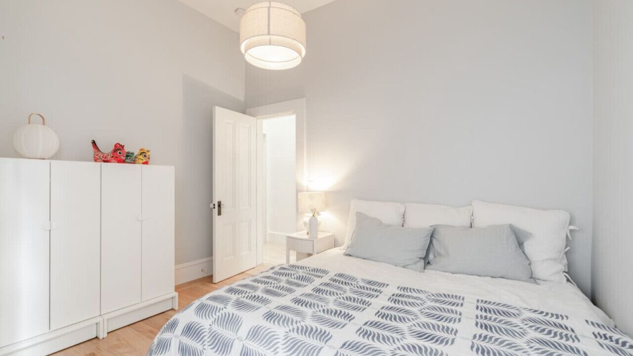 Photo of Bedroom in Hayes Valley