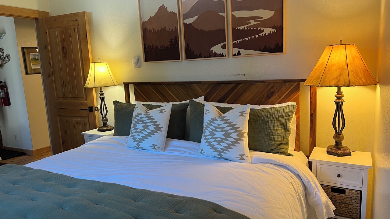 Photo of Bedroom in Moose Wilson Road