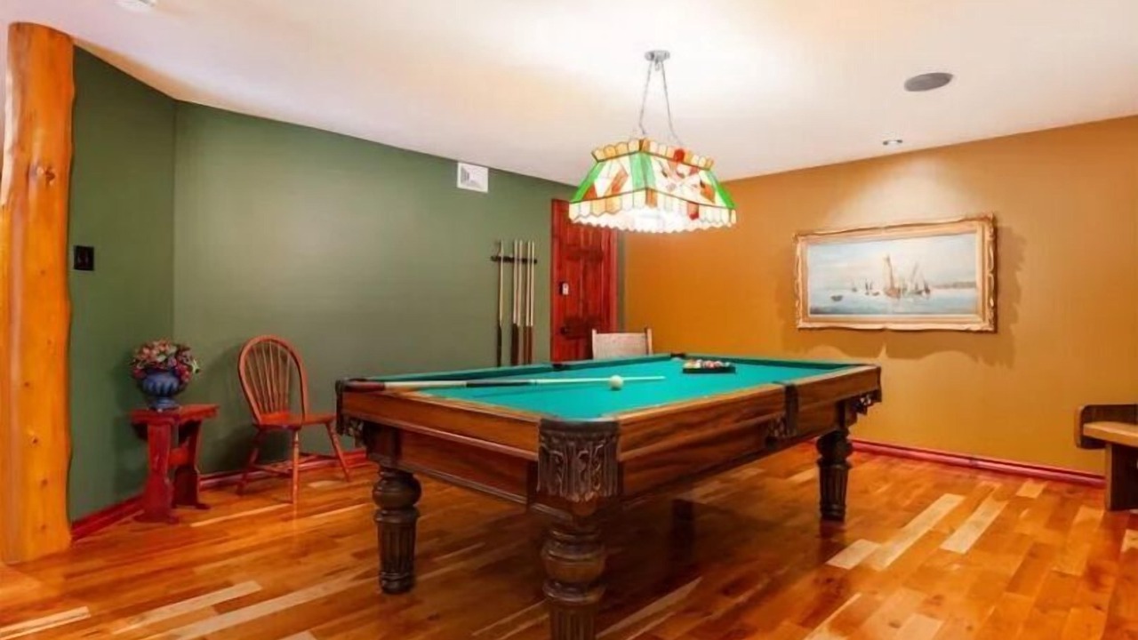 Photo of Bedroom in Grenville-sur-la-Rouge
