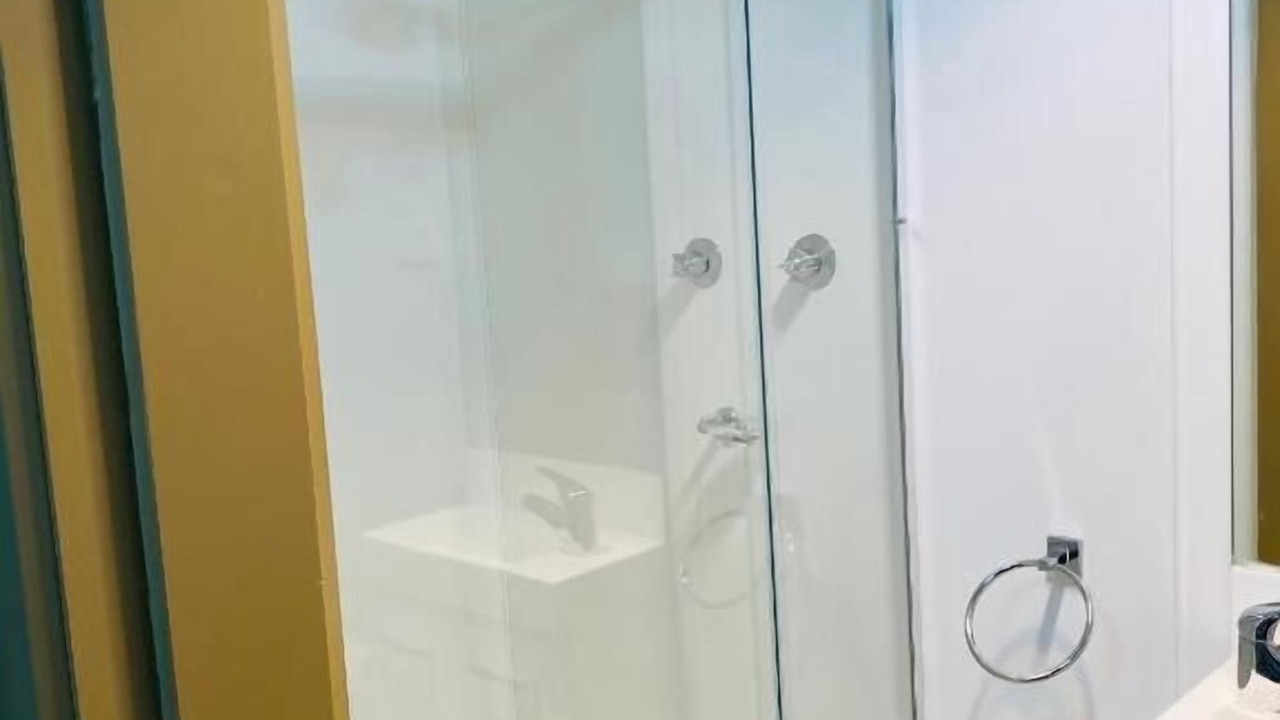 Photo of Bathroom in Corryong