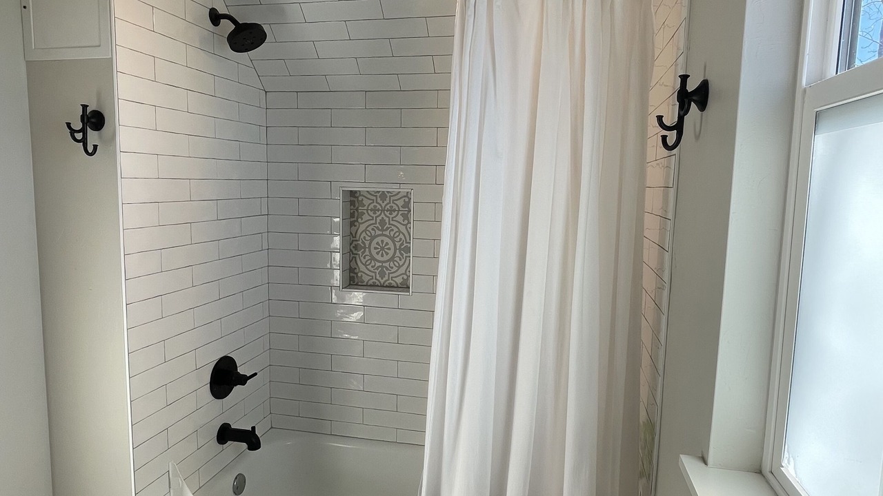 Photo of Bathroom in Eufaula