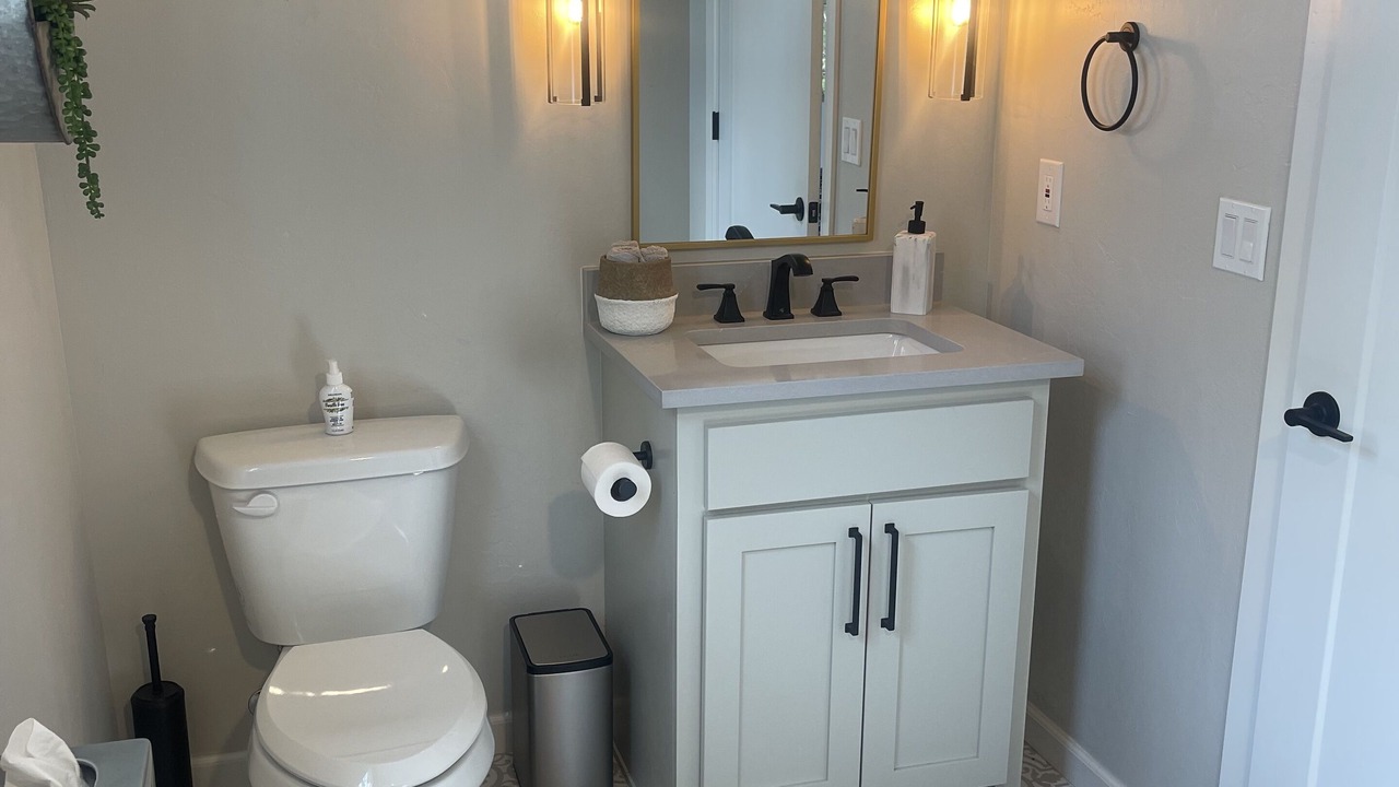 Photo of Bathroom in Eufaula