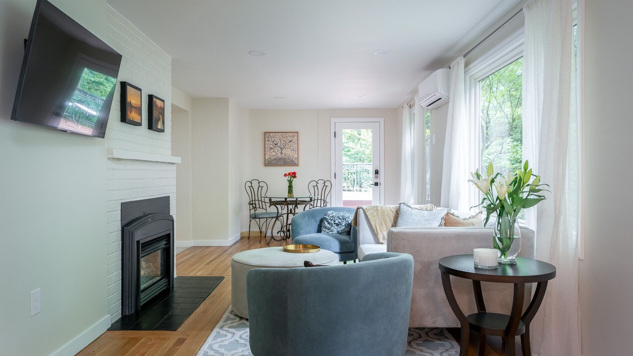 Photo of Livingroom in Portland Heights