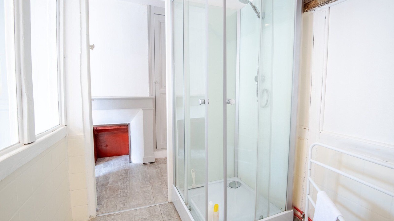 Photo of Bathroom in Amboise