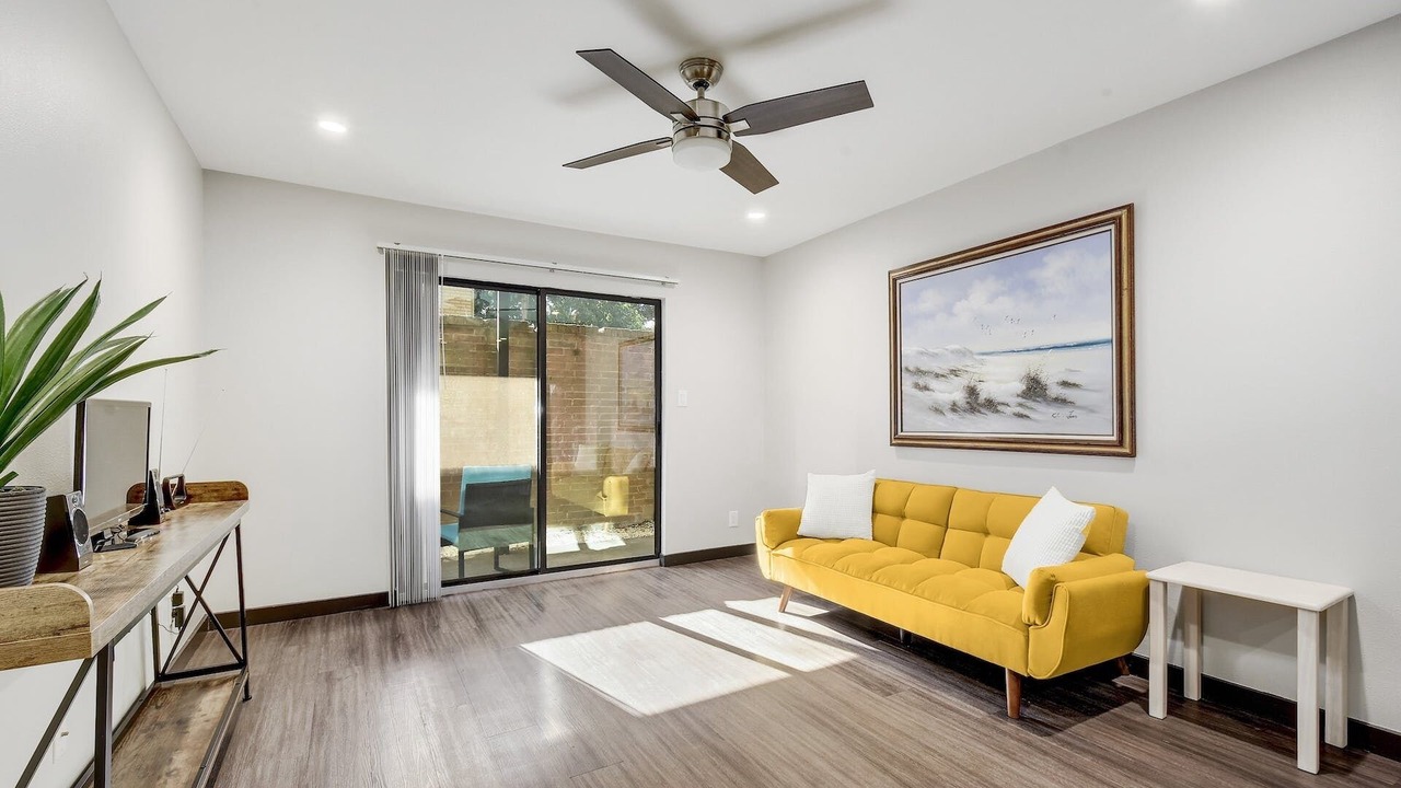 Photo of Livingroom in Hancock