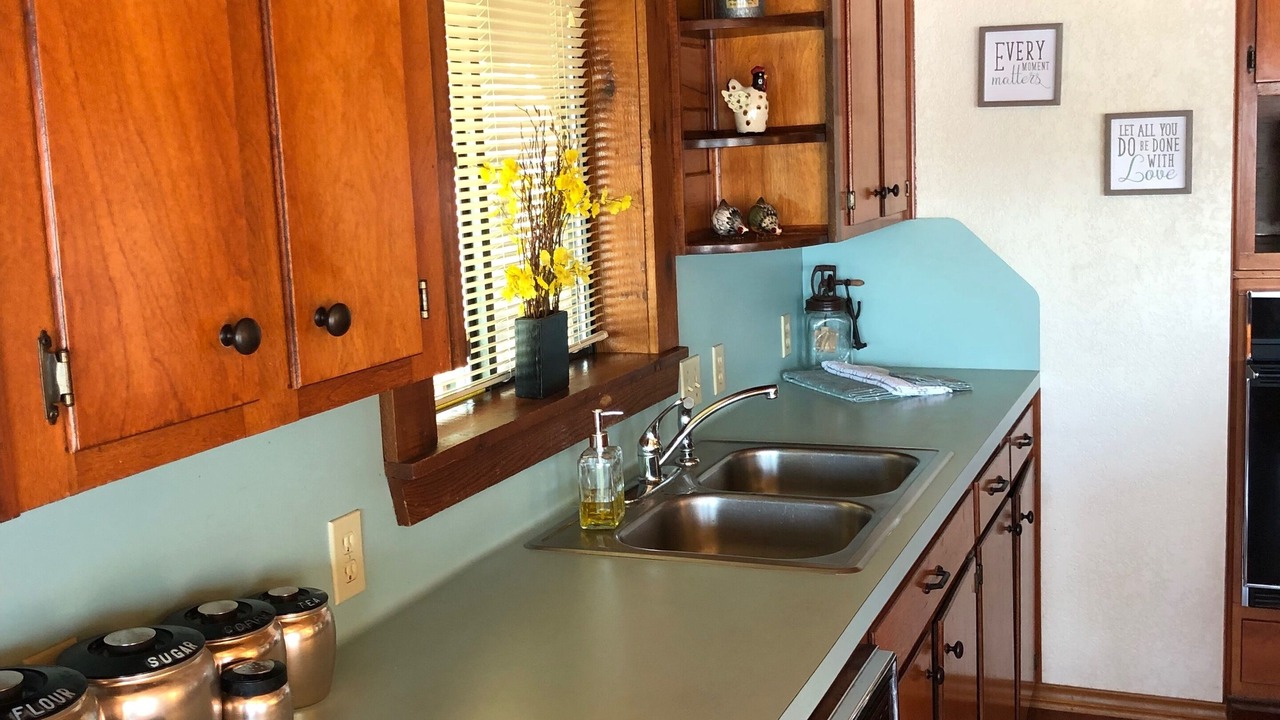 Photo of Kitchen in Murchison