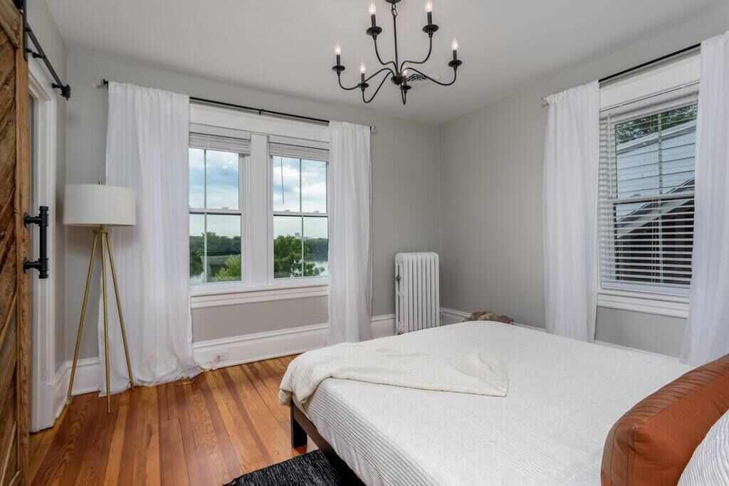 Photo of Bedroom in Wormleysburg