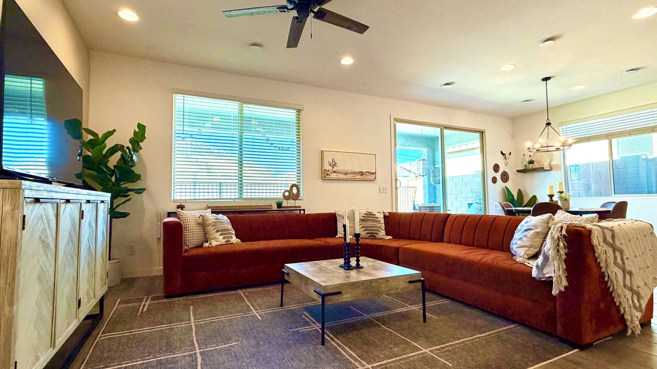 Photo of Livingroom in Tolleson