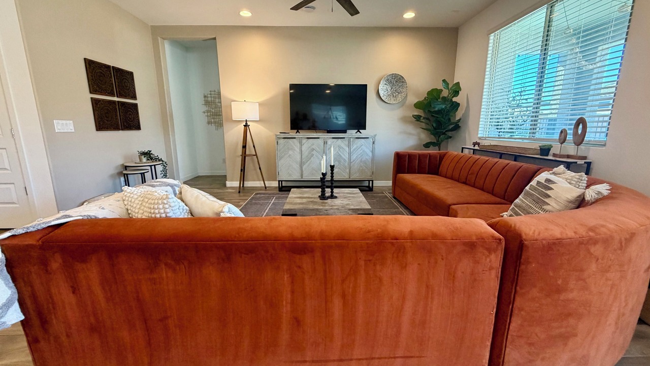 Photo of Livingroom in Tolleson