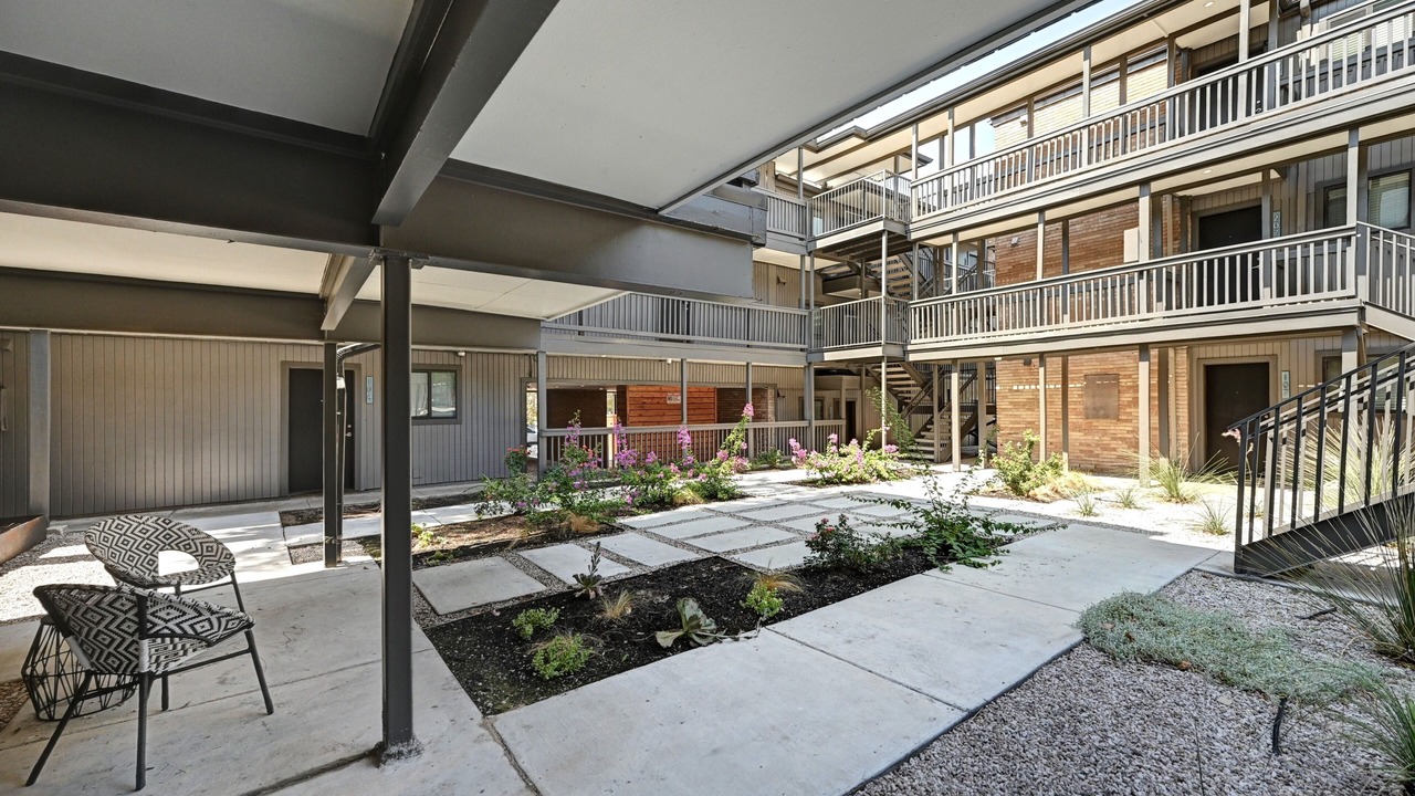 Photo of Outdoor in Medical District