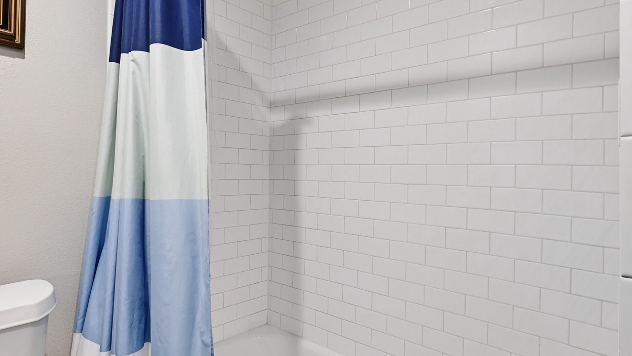 Photo of Bathroom in Medical District