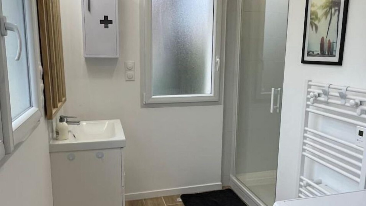 Photo of Bathroom in Locmaria-Plouzane