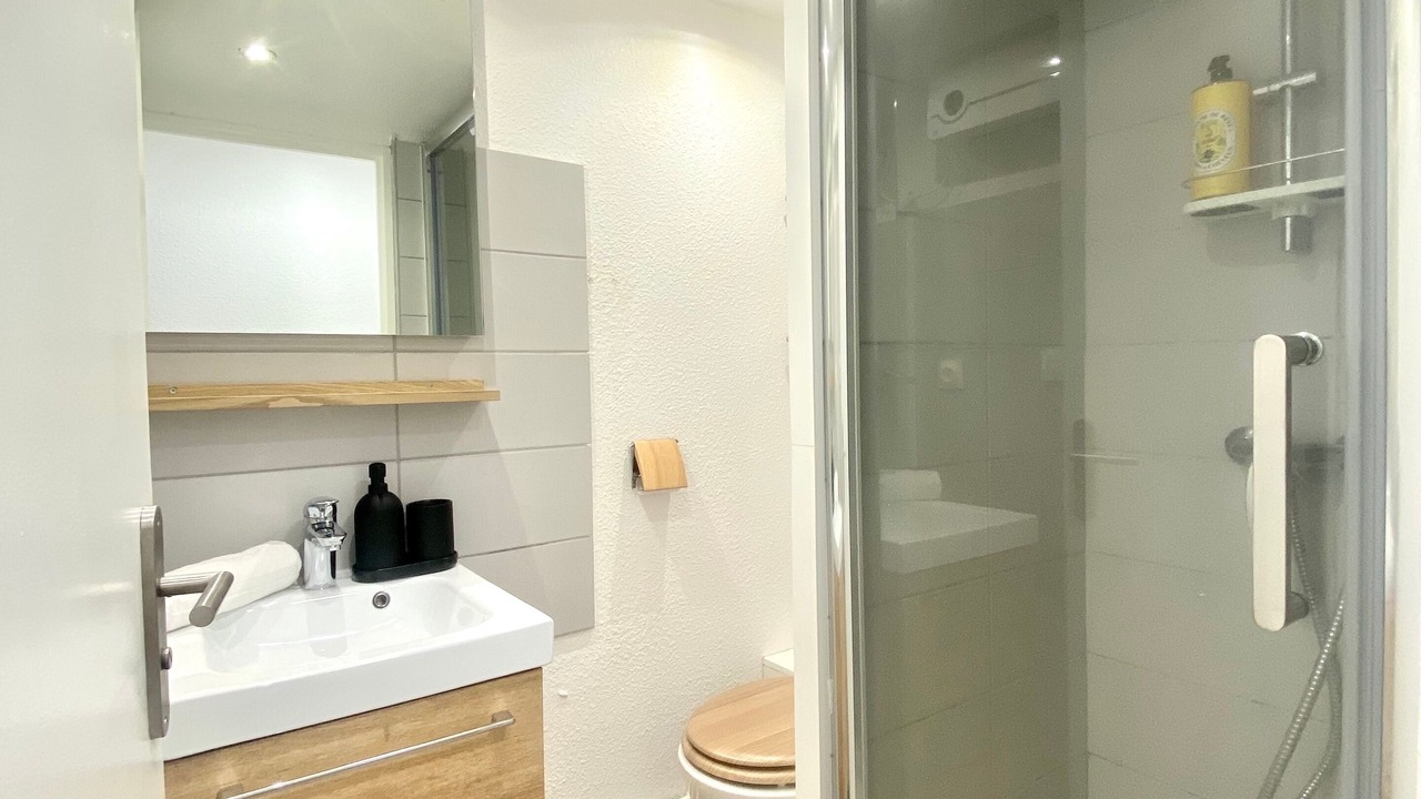 Photo of Bathroom in Amidonniers - Caffarelli