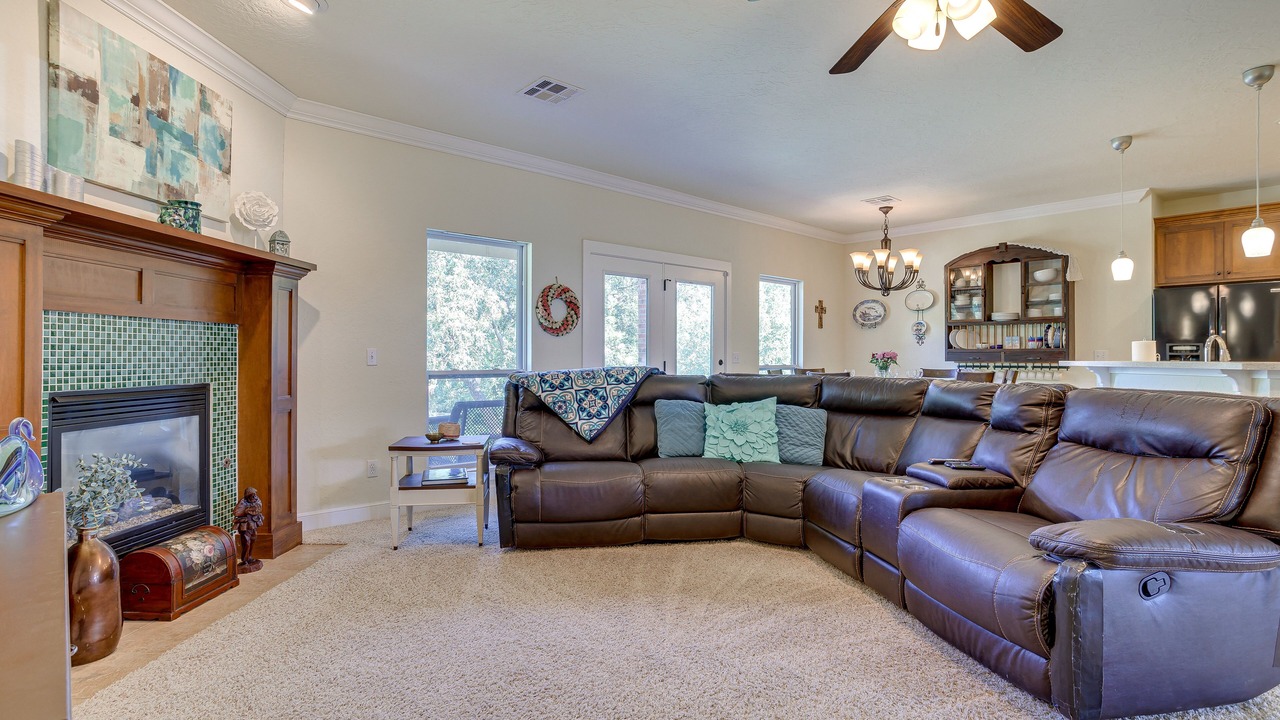 Photo of Livingroom in Noble