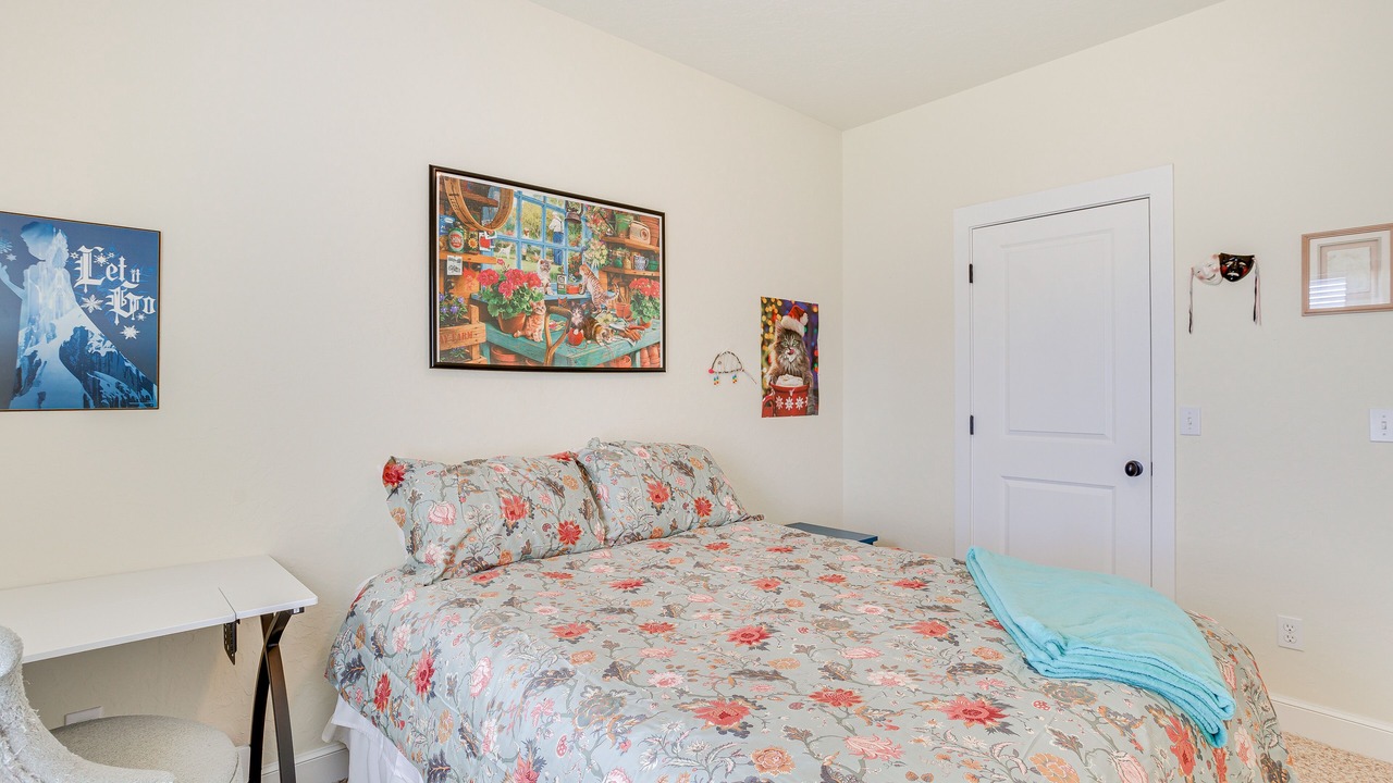 Photo of Bedroom in Noble