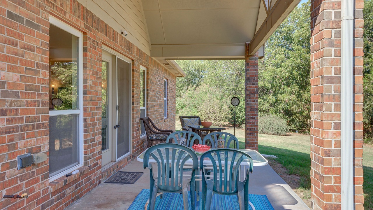 Photo of Outdoor in Noble