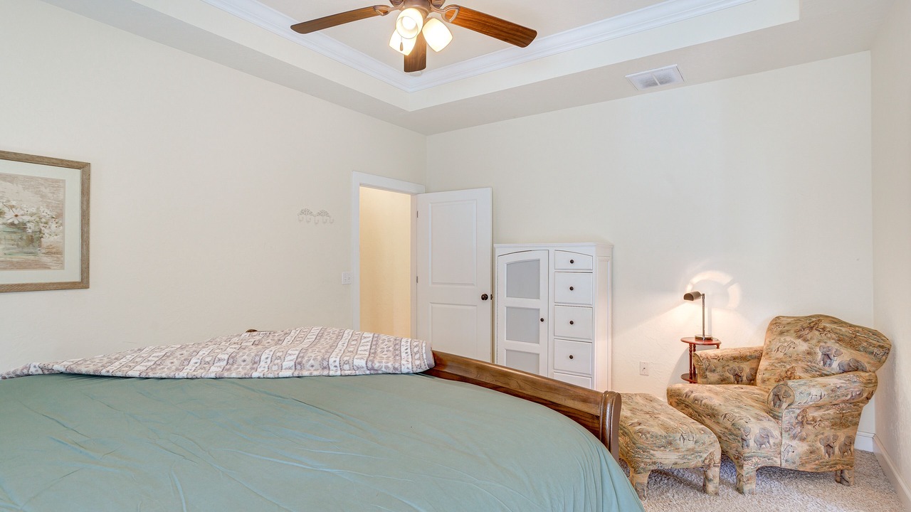 Photo of Bedroom in Noble
