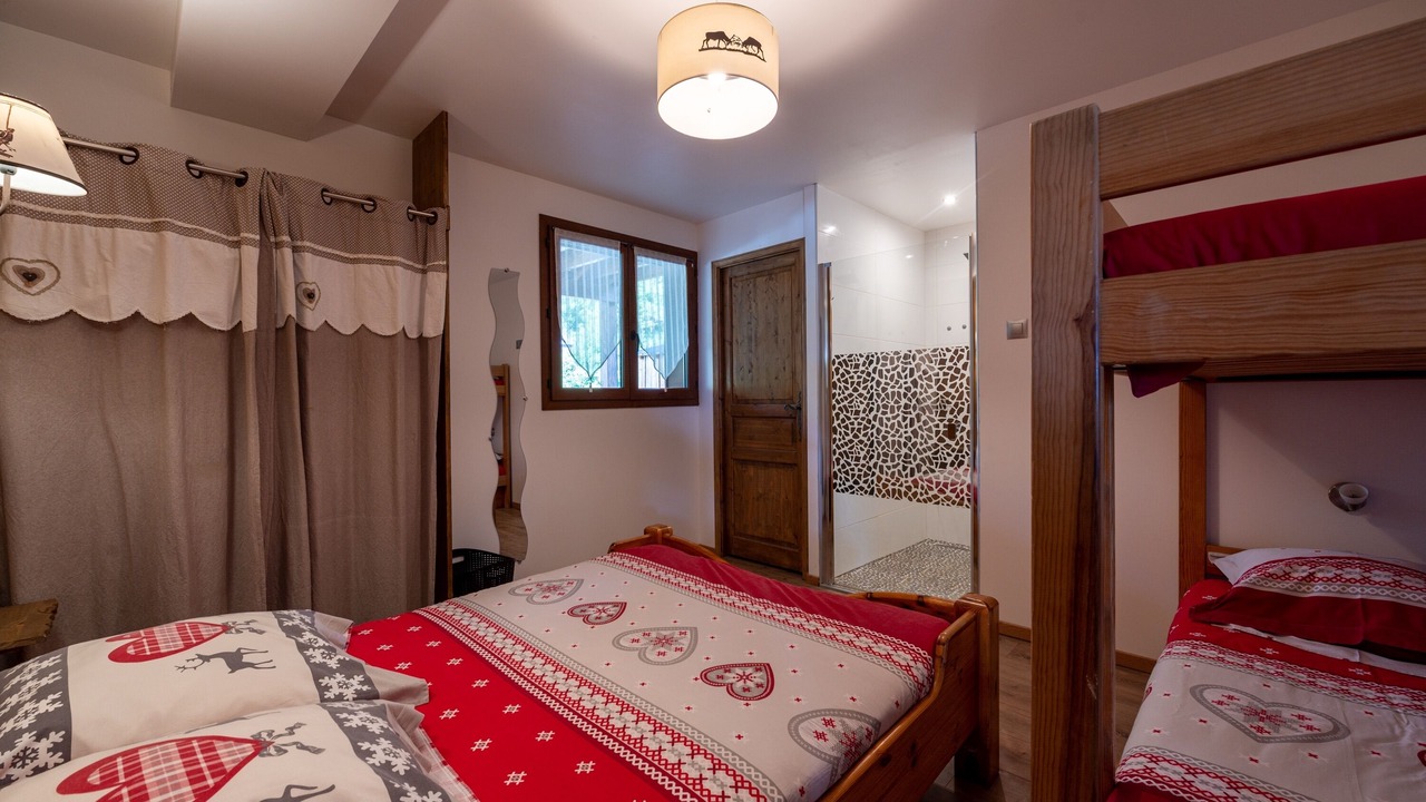 Photo of Bedroom in Villarembert