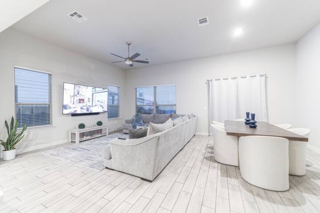 Photo of Livingroom in Austin