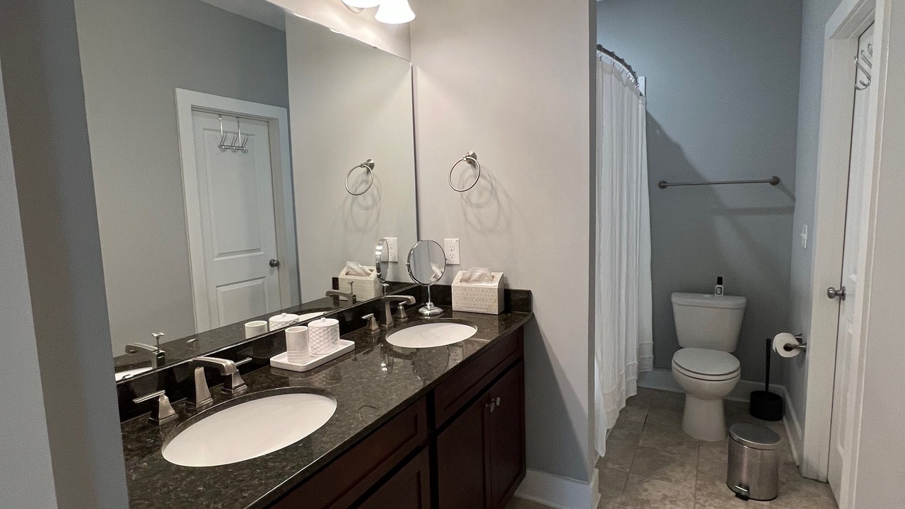 Photo of Bathroom in Rosewood