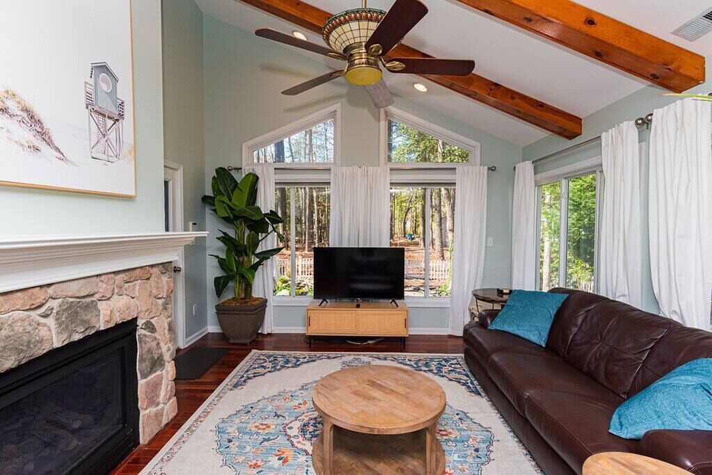 Photo of Livingroom in Ocean Pines