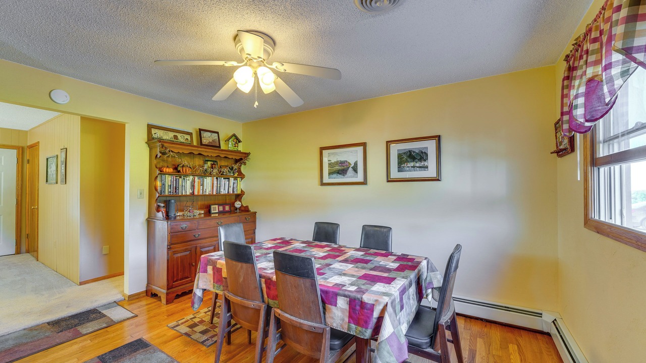 Photo of Others in Muncy