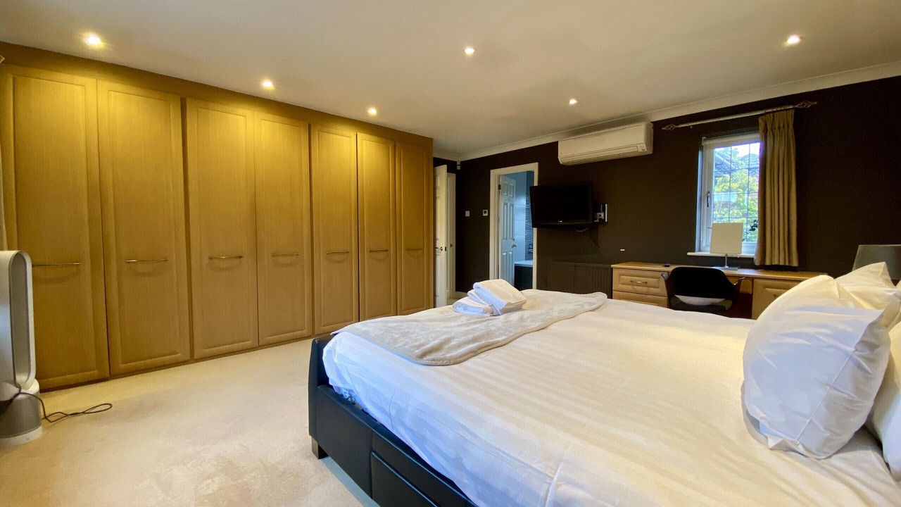 Photo of Bedroom in Binfield