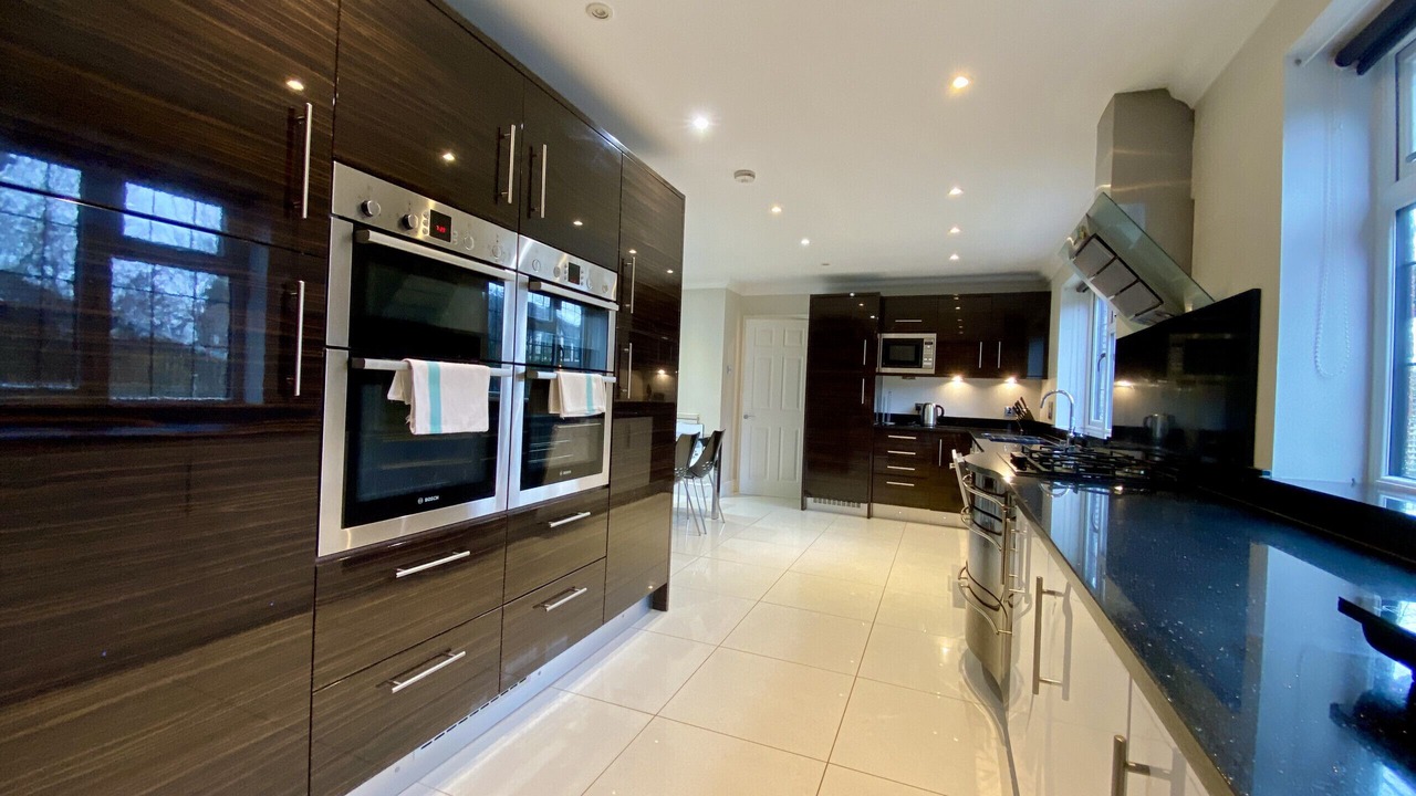 Photo of Kitchen in Binfield