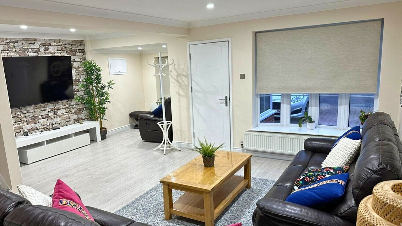 Photo of Livingroom in Runnymede