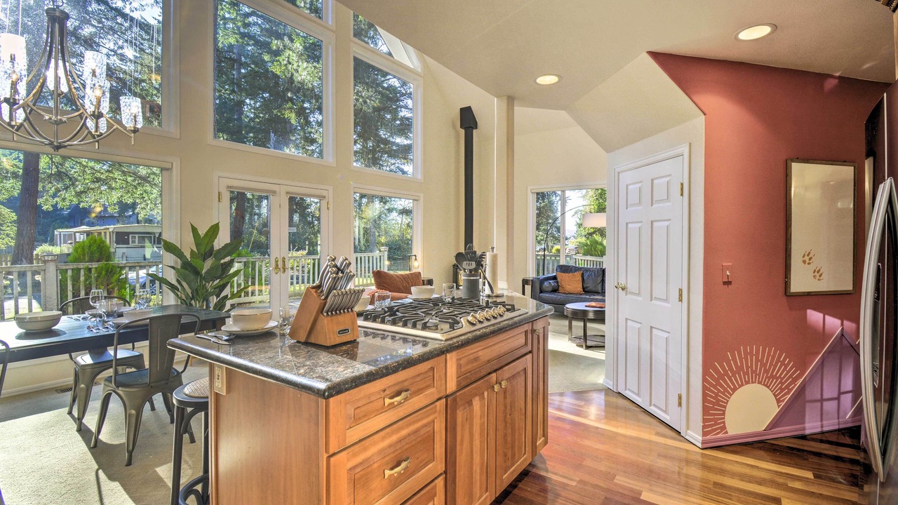 Photo of Others in Hansville