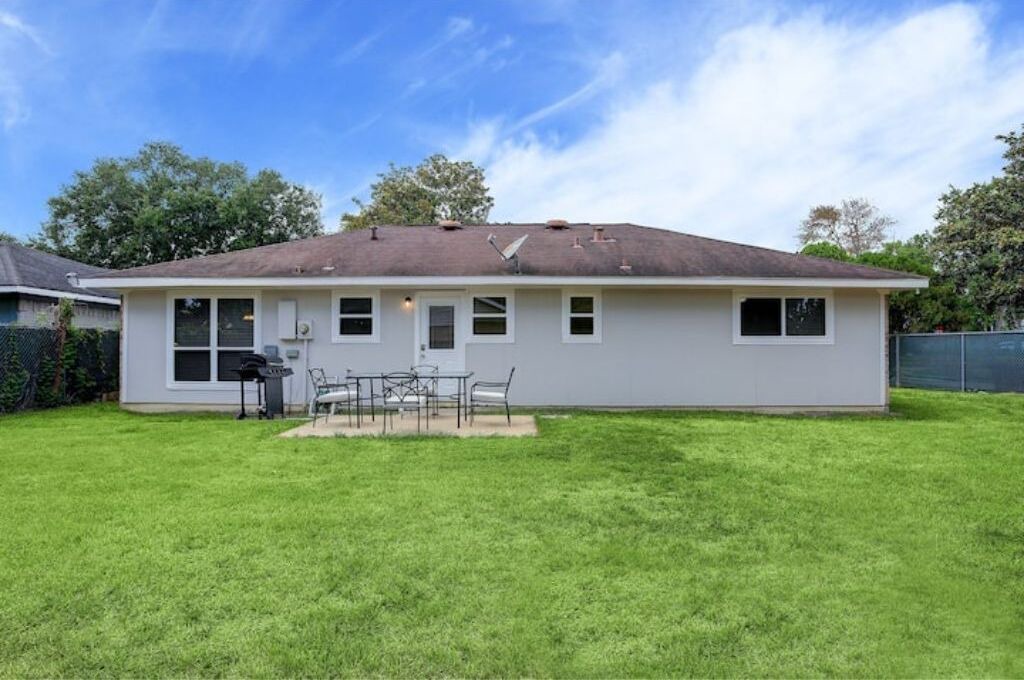 Photo of Outdoor in Southbelt/Ellington