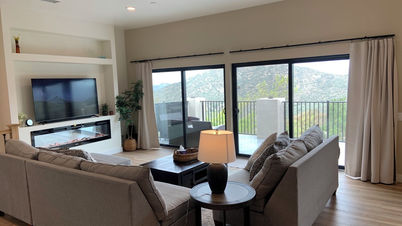 Photo of Livingroom in Poway