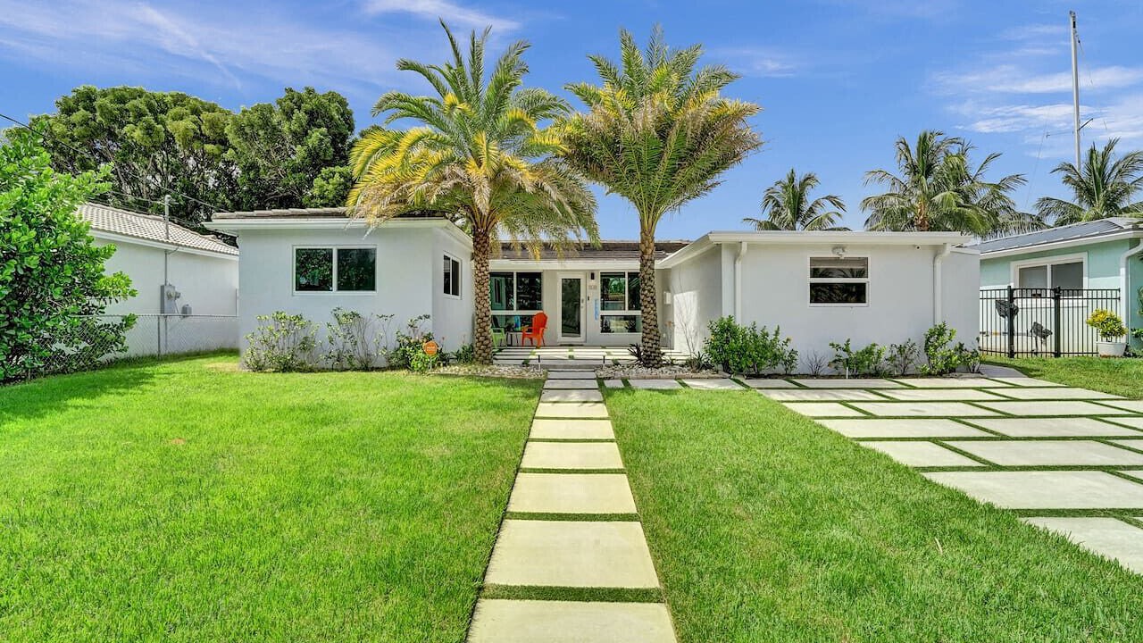 Photo of Outdoor in Citrus Isles