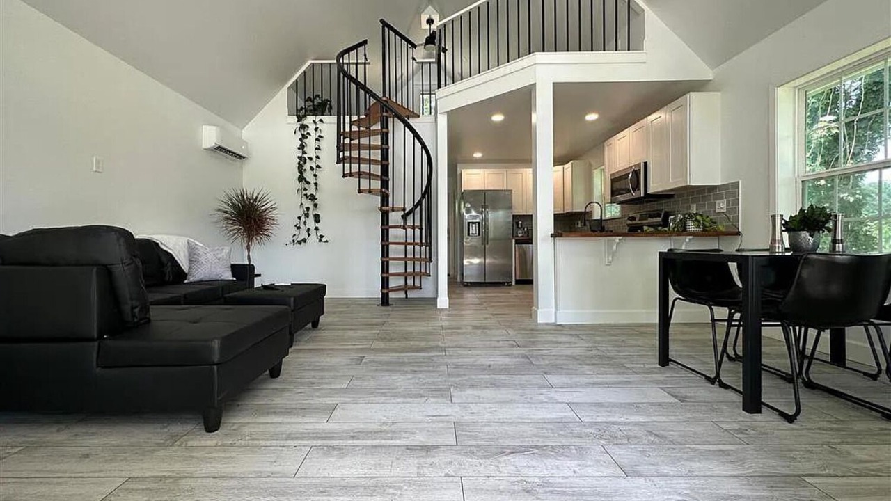 Photo of Livingroom in Batesville