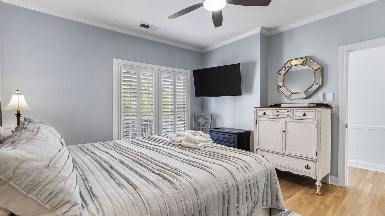 Photo of Bedroom in Debordieu Colony