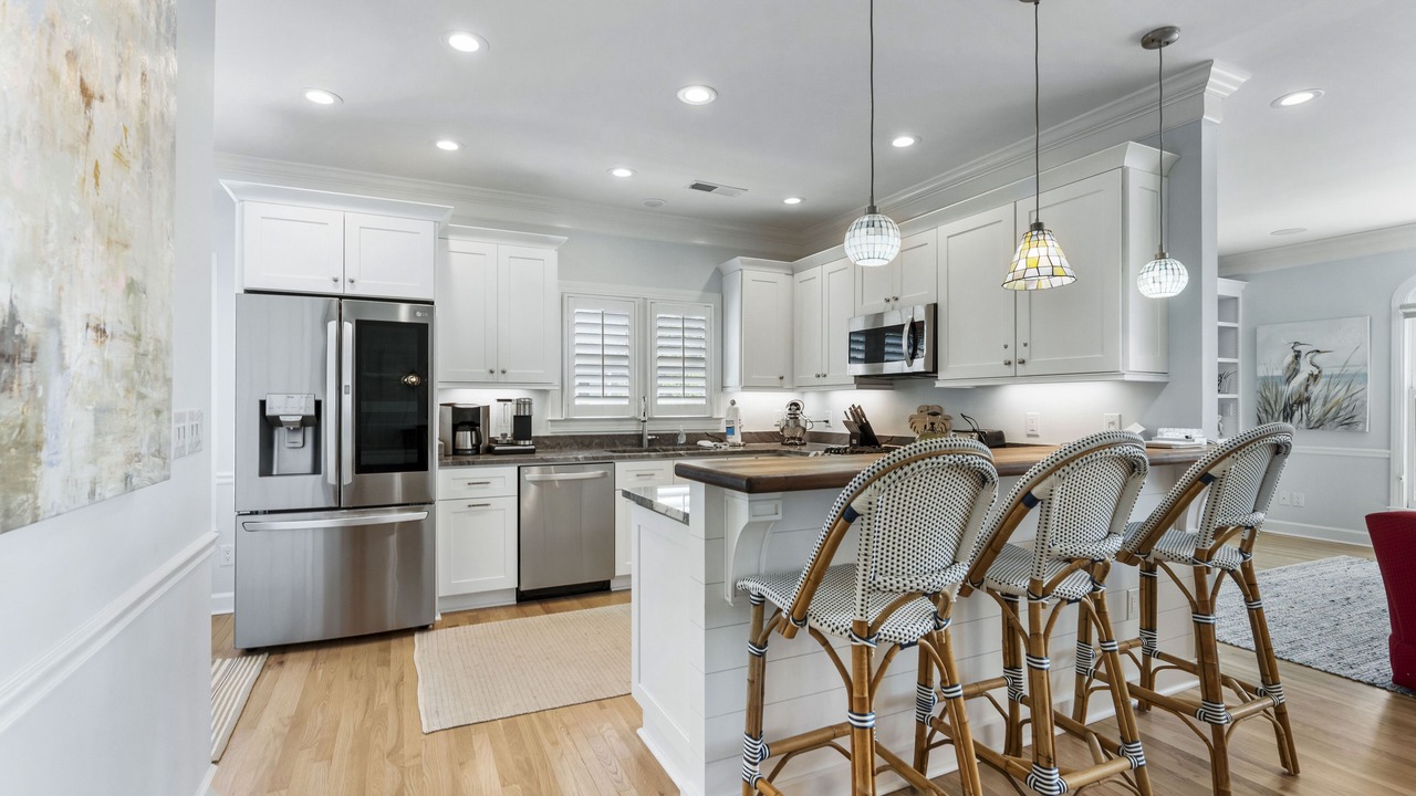 Photo of Kitchen in Debordieu Colony