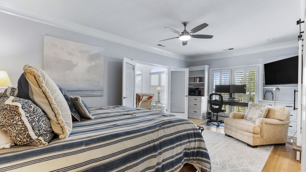 Photo of Bedroom in Debordieu Colony