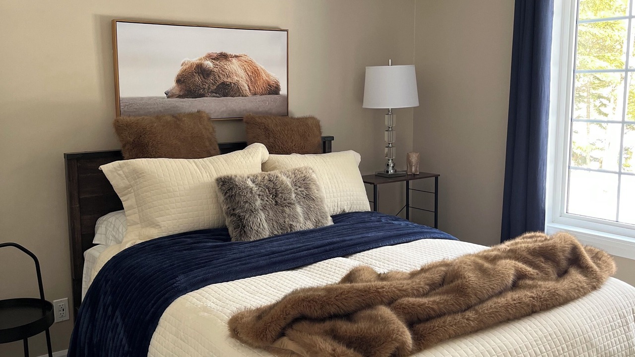 Photo of Bedroom in Saint-Alexis-des-Monts