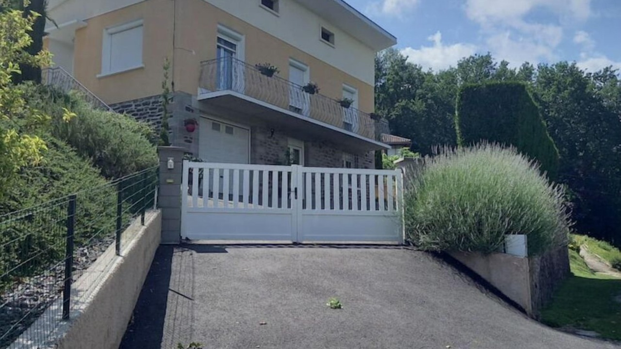 Photo of Outdoor in Aubin