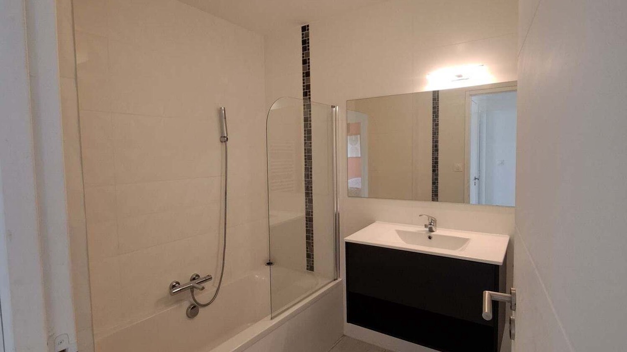 Photo of Bathroom in Orgeres