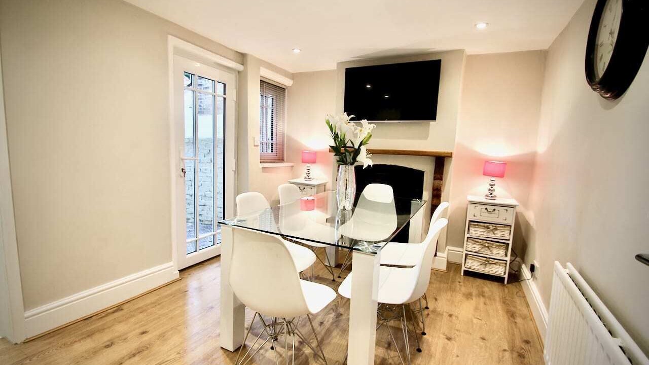 Photo of Others in Newmarket