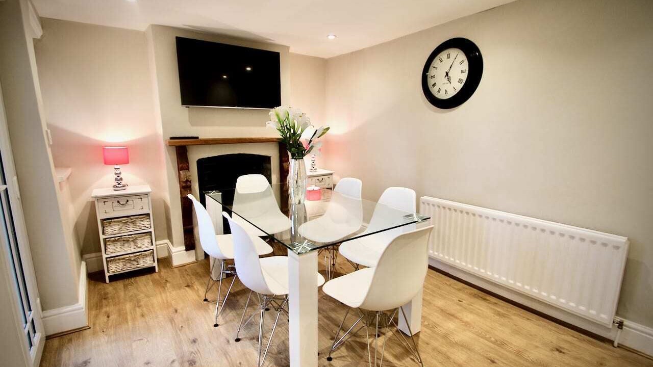 Photo of Others in Newmarket