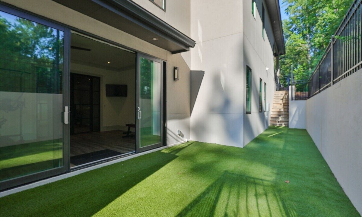 Photo of Outdoor in Sandy Springs
