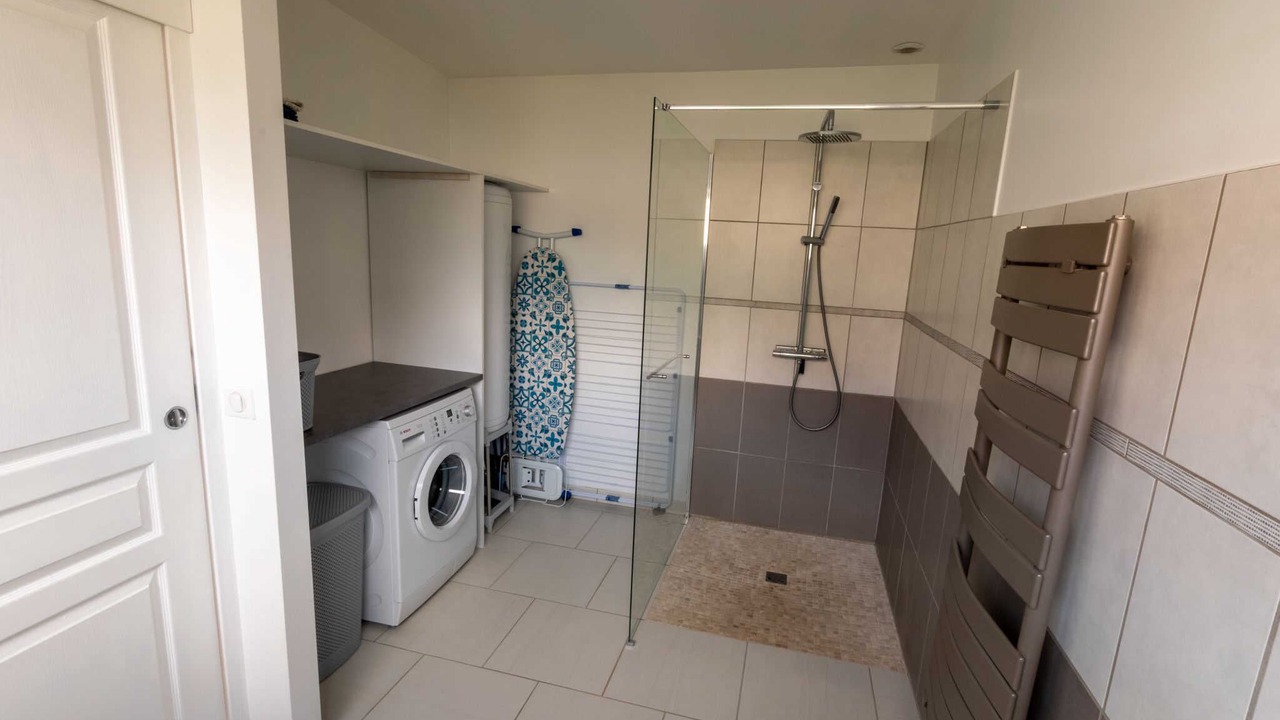 Photo of Bathroom in Conde-sur-Marne