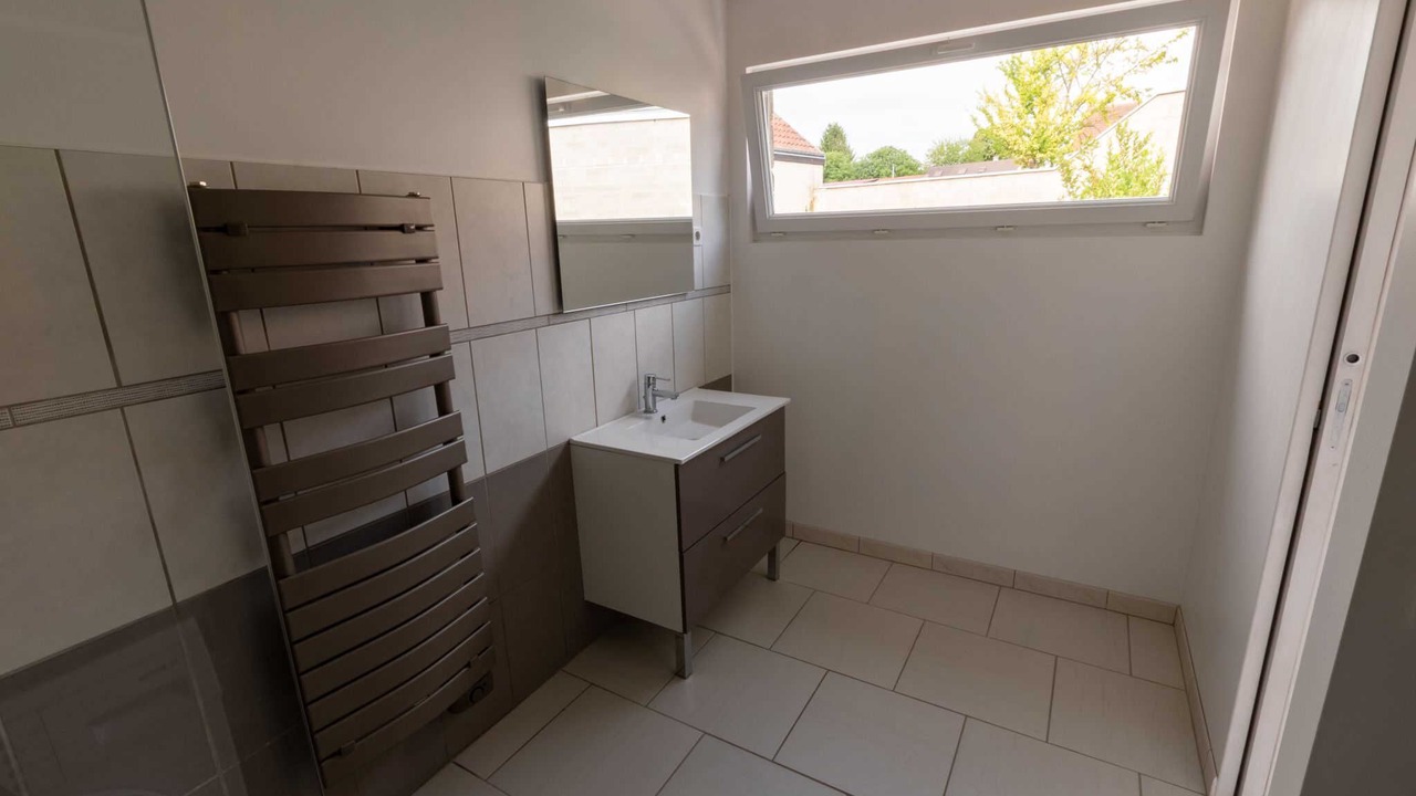 Photo of Bathroom in Conde-sur-Marne